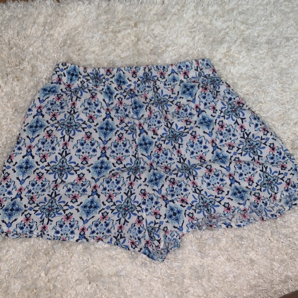 Blue Printed Shorts - Picture 3 of 3